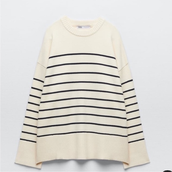 Zara Small Sweater - Picture 5 of 6